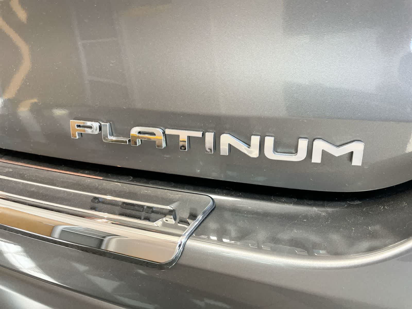 Thumbnail: 2026 Toyota Highlander - 5