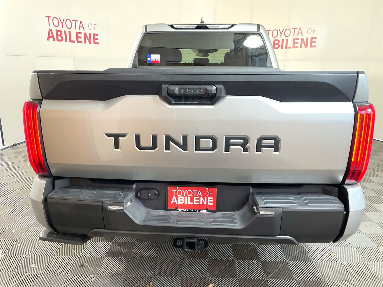 Thumbnail: 2025 Toyota Tundra - 4