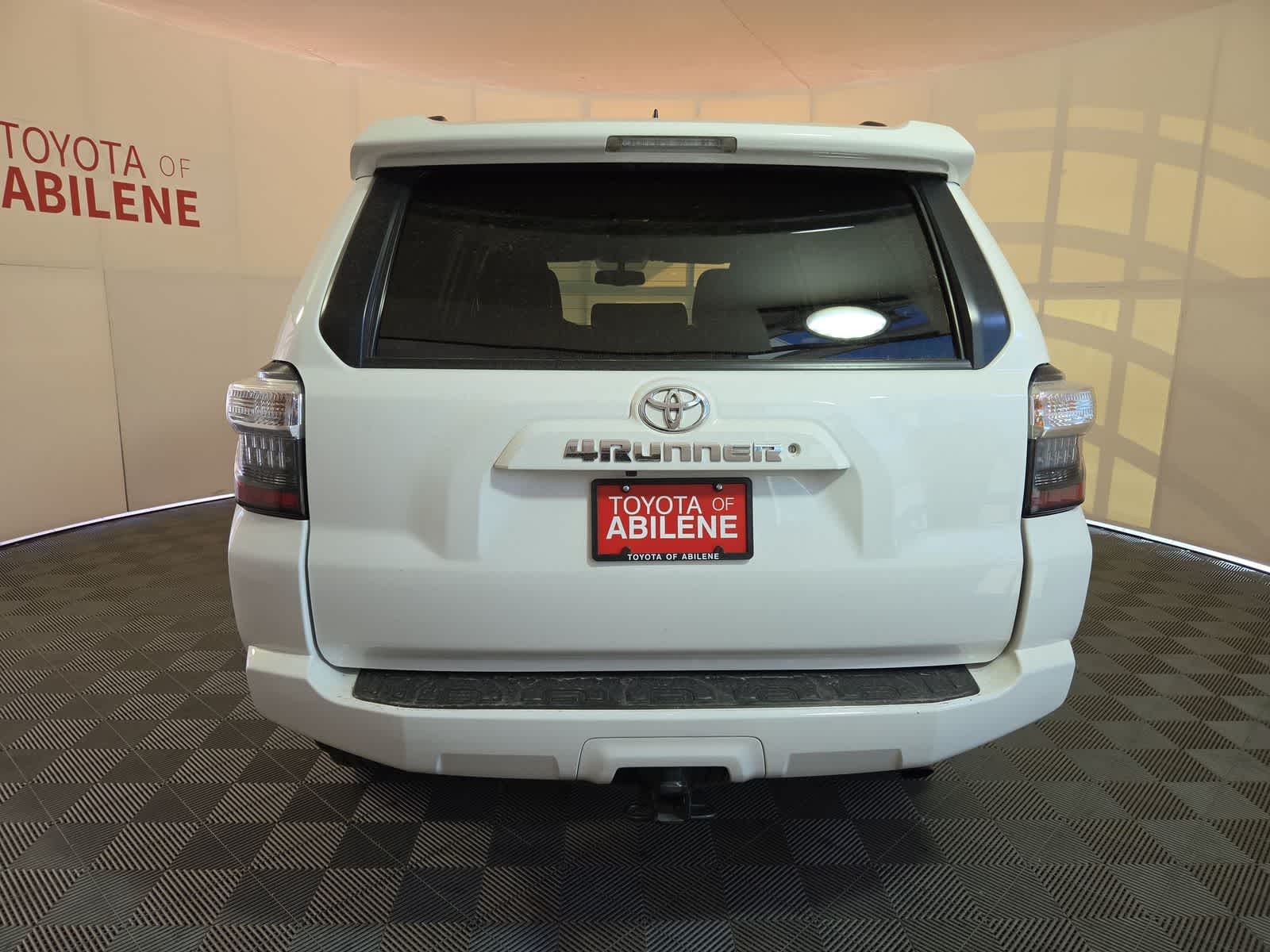 Thumbnail: 2019 Toyota 4Runner - 4