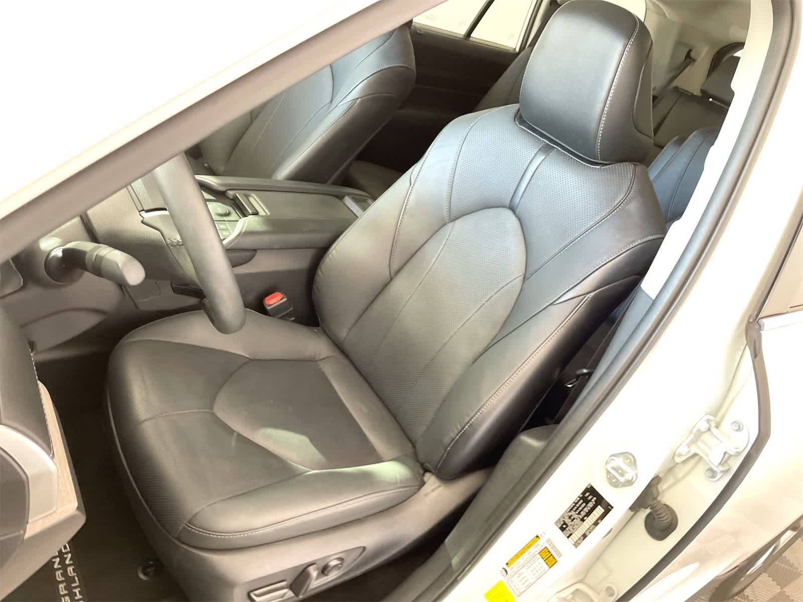 Thumbnail: 2024 Toyota Grand Highlander - 10