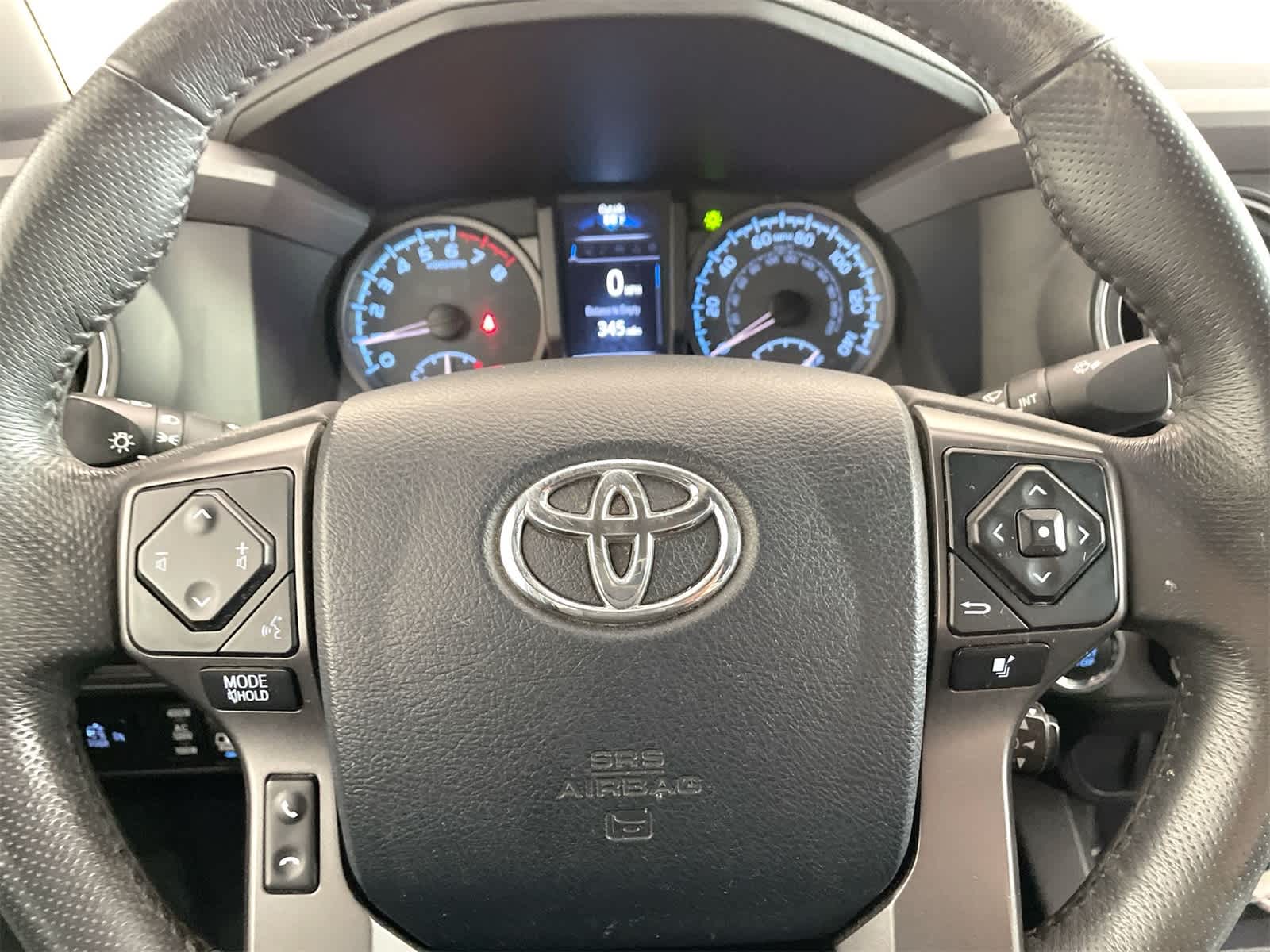 Thumbnail: 2017 Toyota Tacoma - 16