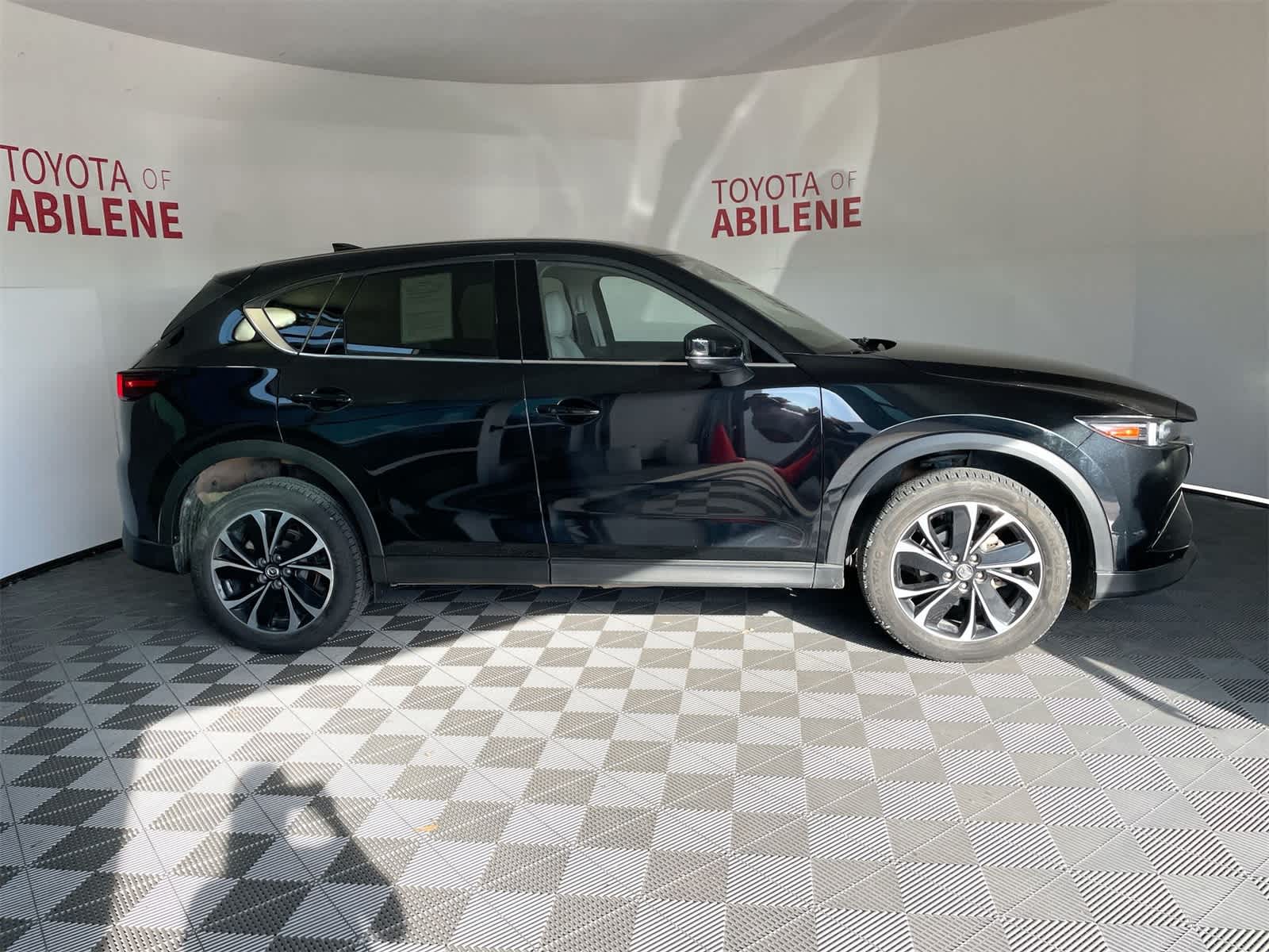 Thumbnail: 2022 Mazda CX-5 - 7