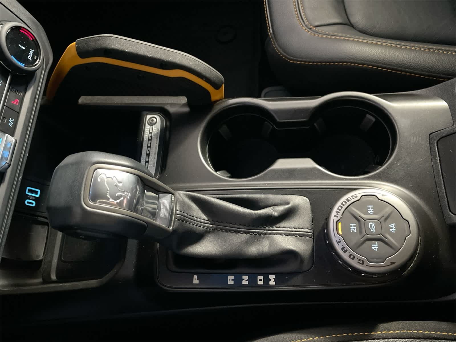 Thumbnail: 2022 Ford Bronco - 22