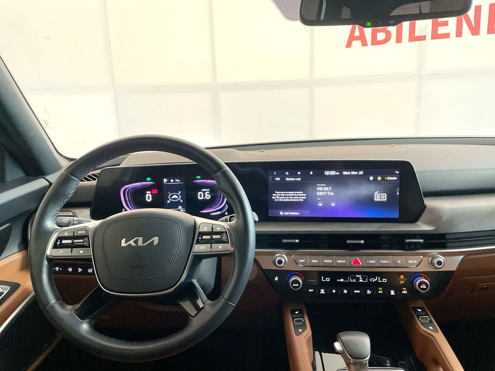 Thumbnail: 2025 Kia Telluride - 16