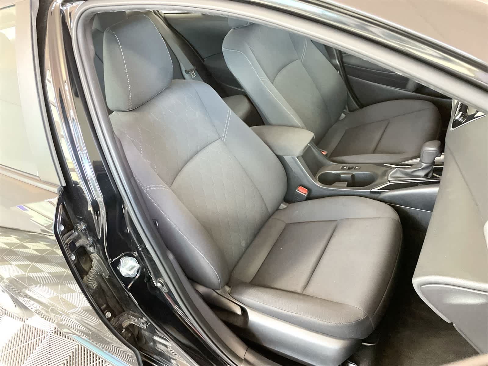 Thumbnail: 2023 Toyota Corolla - 12