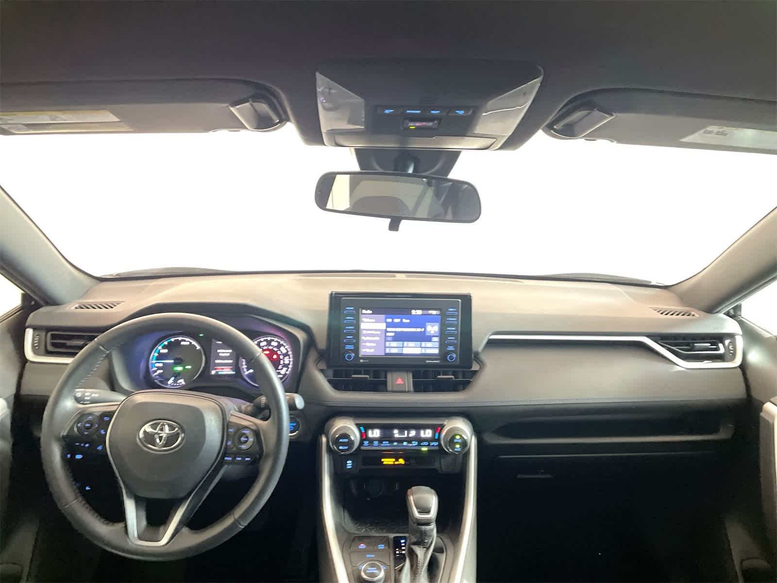 Thumbnail: 2022 Toyota RAV4 - 16