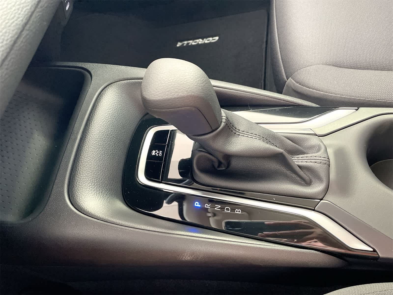 Thumbnail: 2025 Toyota Corolla - 22