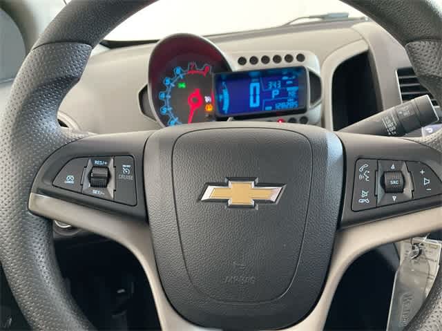 2016 Chevrolet Sonic LT 17