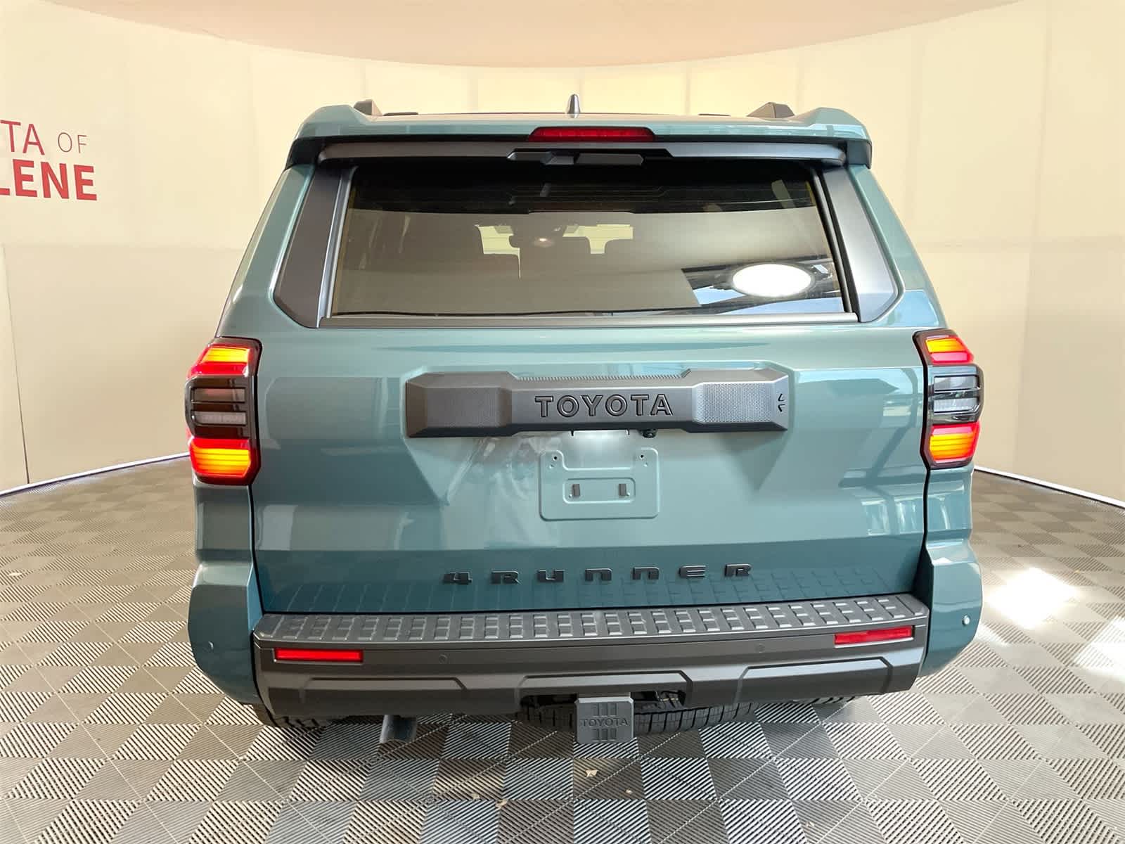 Thumbnail: 2026 Toyota 4Runner - 3