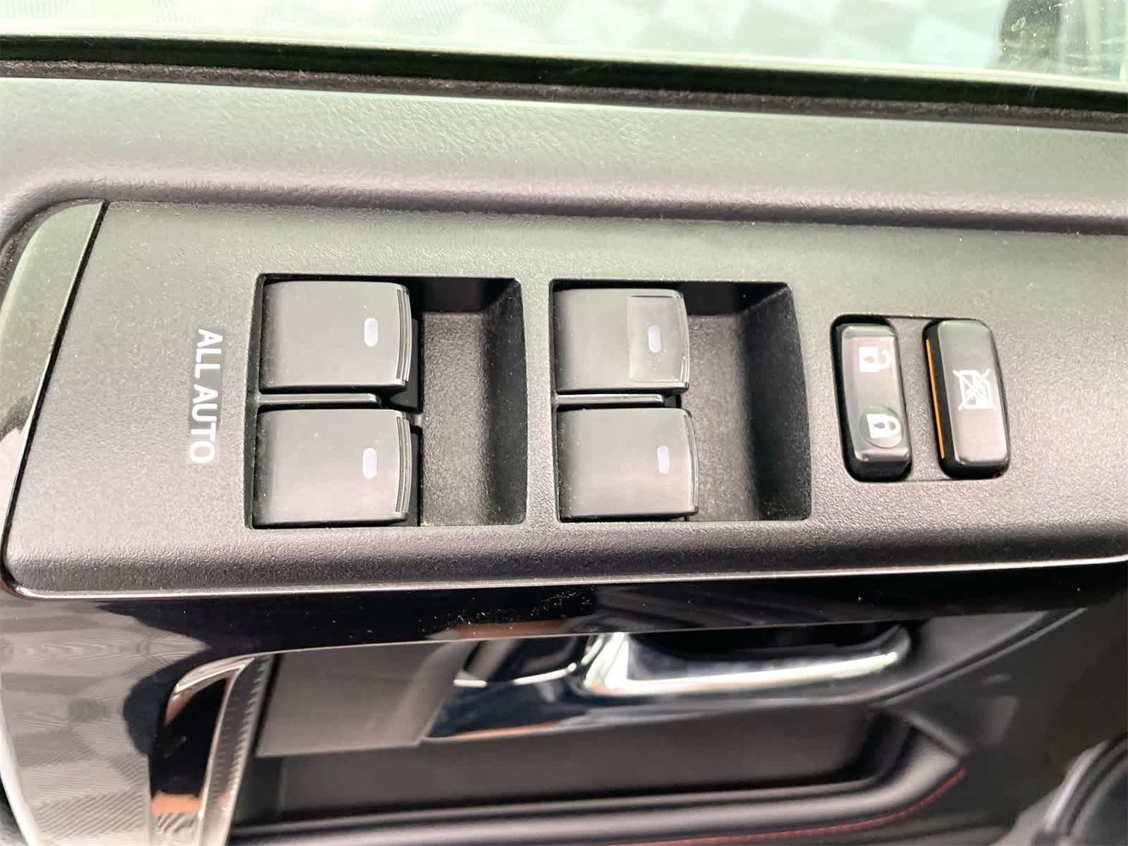 Thumbnail: 2020 Toyota 4Runner - 11