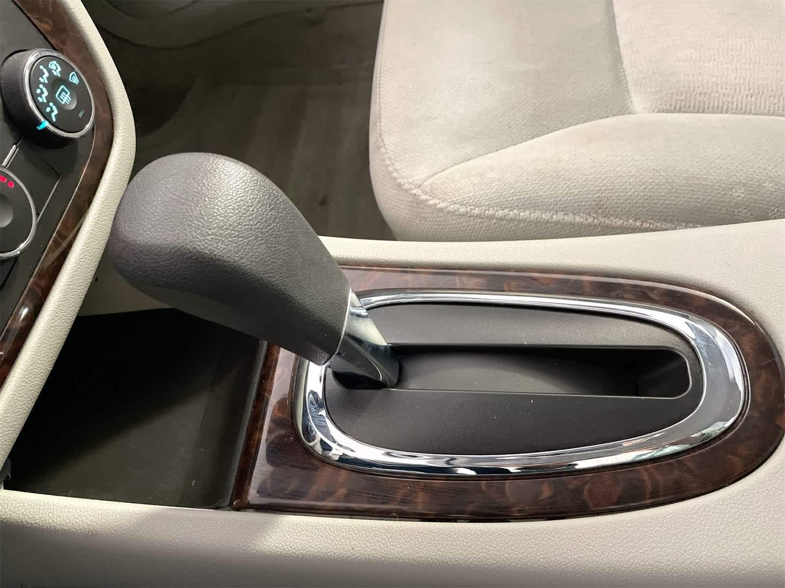 Thumbnail: 2014 Chevrolet Impala - 20