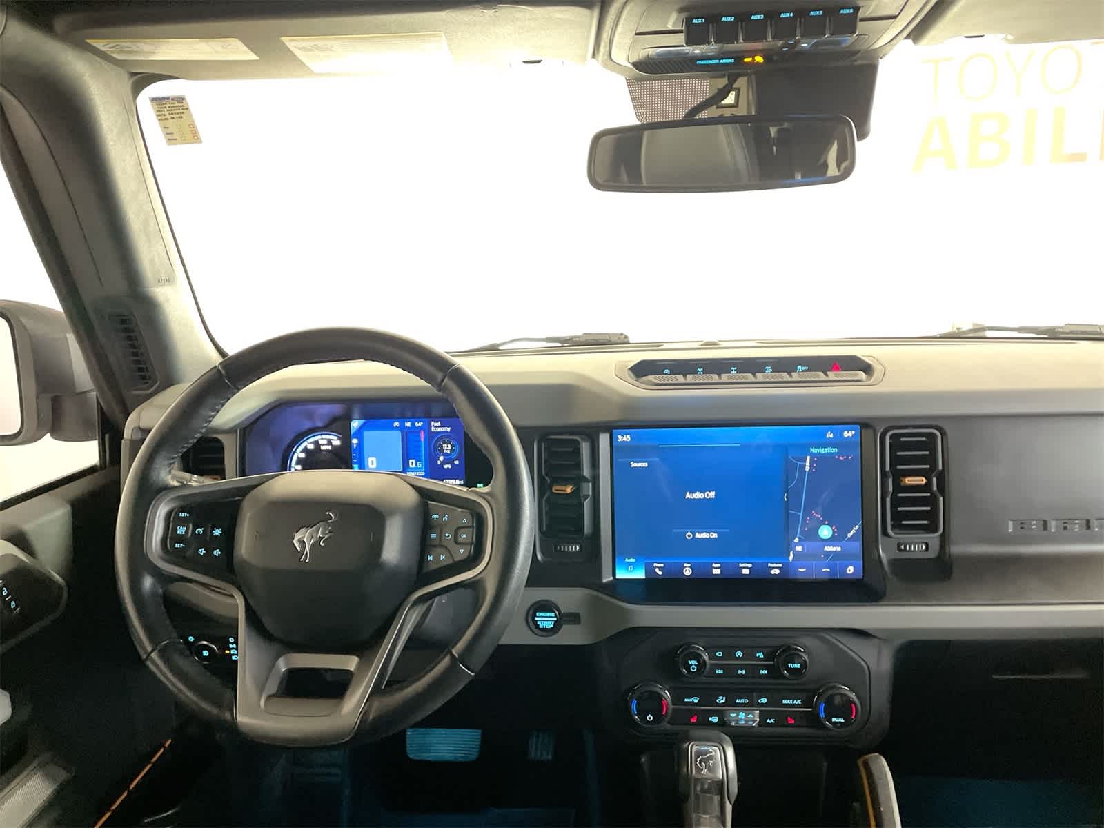 Thumbnail: 2023 Ford Bronco - 14