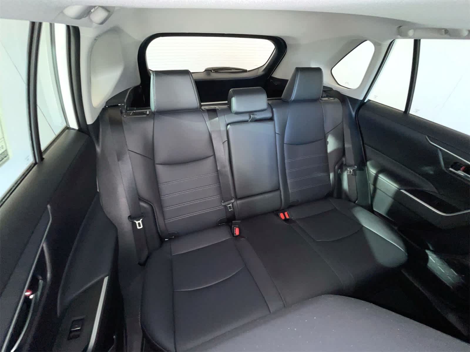 Thumbnail: 2025 Toyota RAV4 - 15