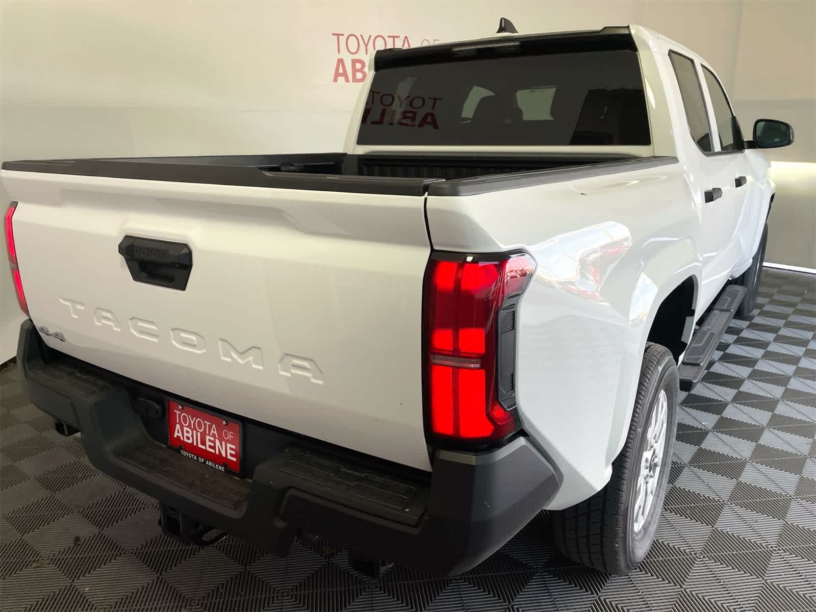 Thumbnail: 2025 Toyota Tacoma - 6
