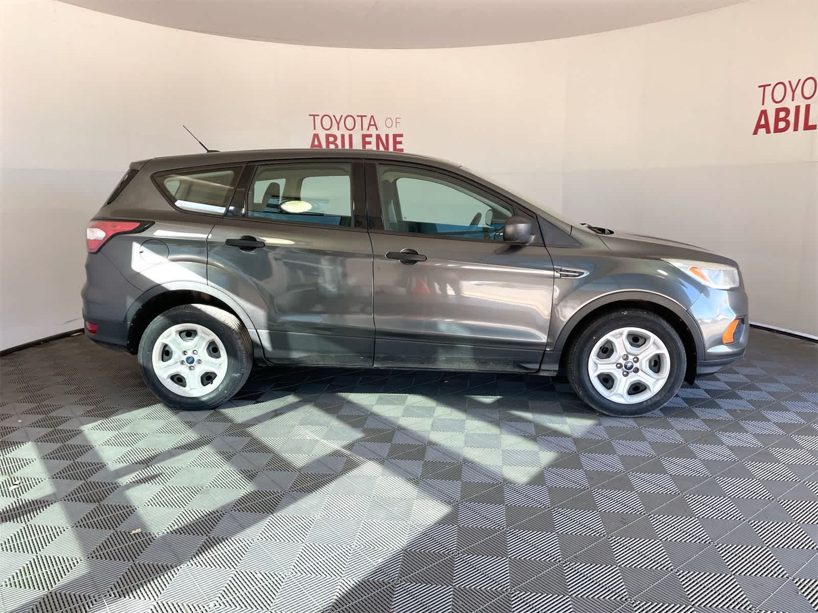 Thumbnail: 2017 Ford Escape - 7