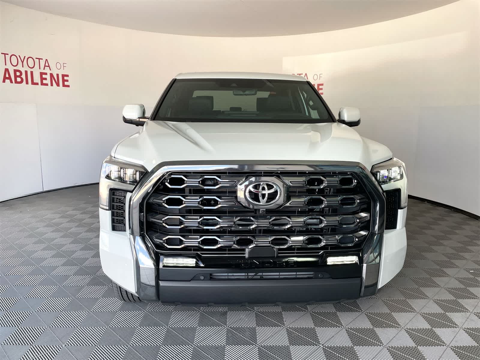 Thumbnail: 2025 Toyota Tundra - 9