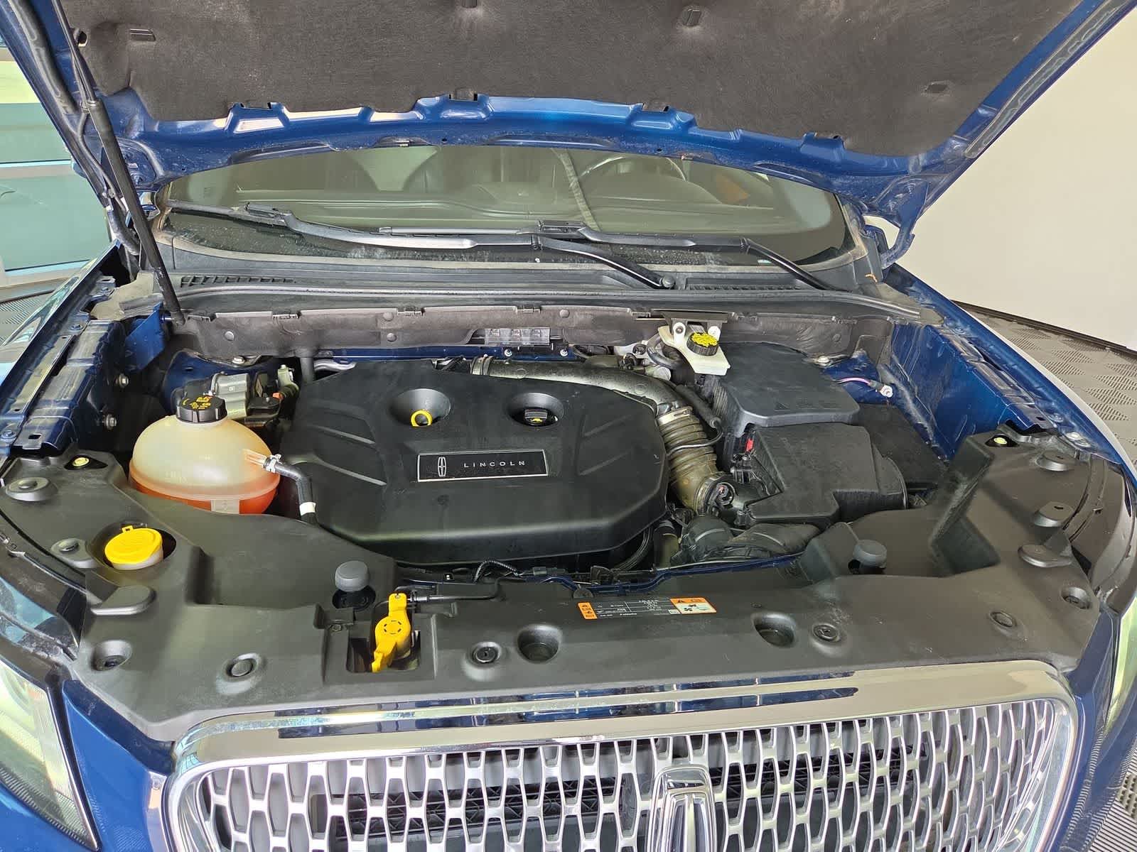 Thumbnail: 2019 Lincoln MKC - 25