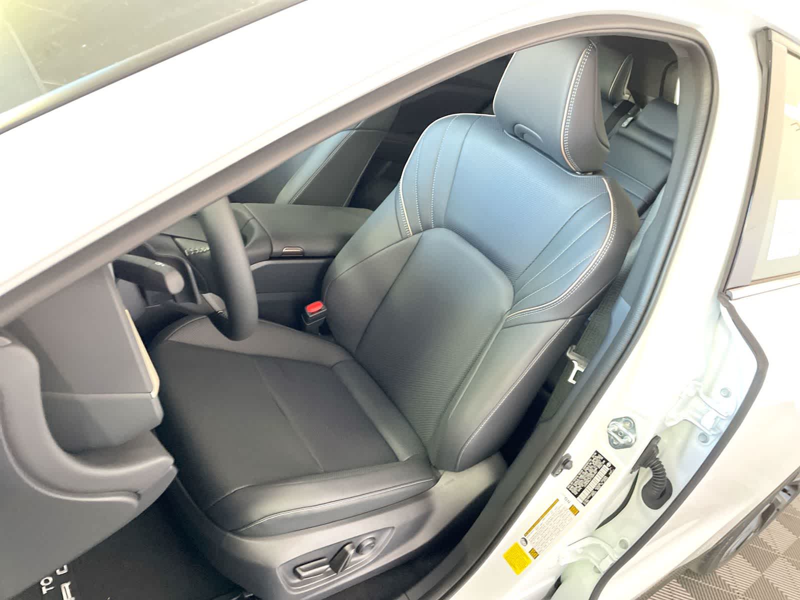 Thumbnail: 2026 Toyota Crown Signia - 10