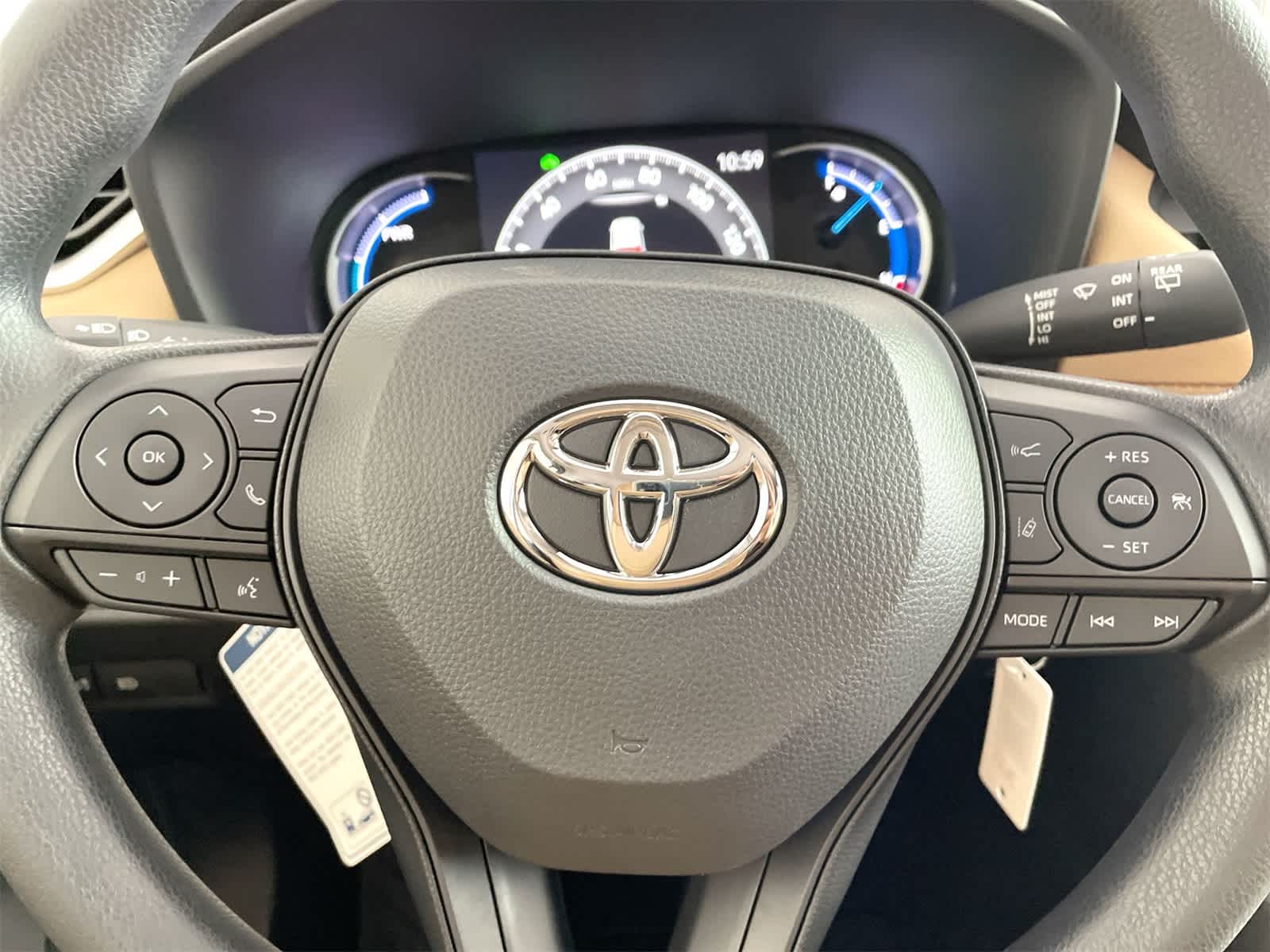 Thumbnail: 2025 Toyota RAV4 - 17