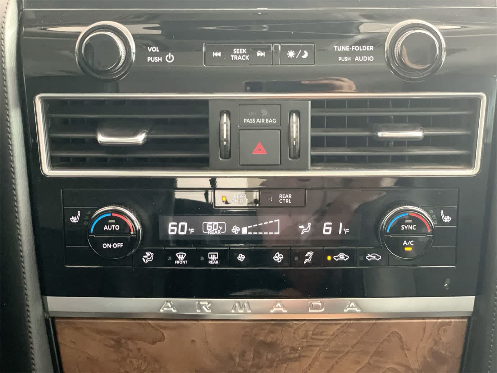 Thumbnail: 2021 Nissan Armada - 24