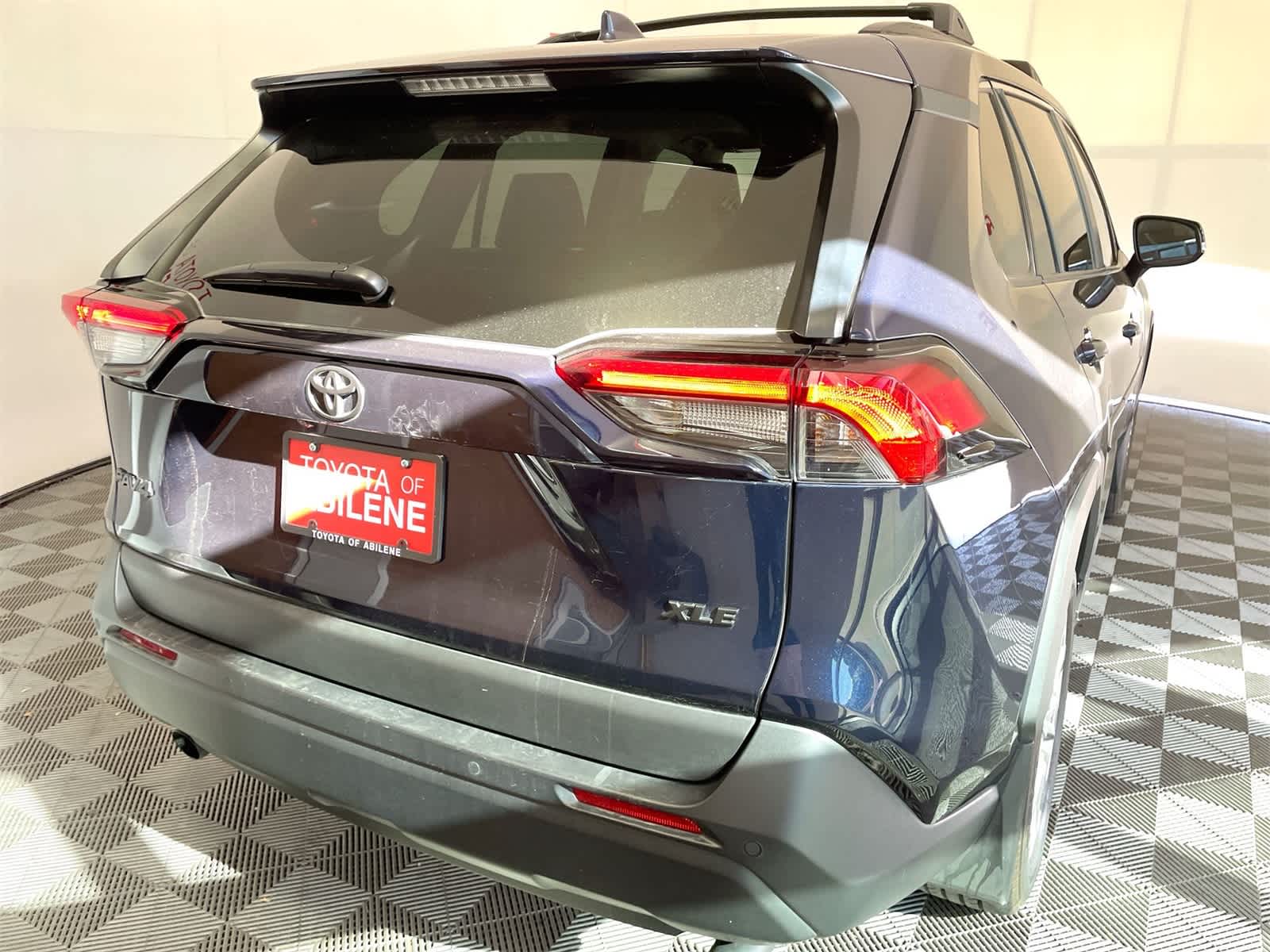 Thumbnail: 2024 Toyota RAV4 - 7