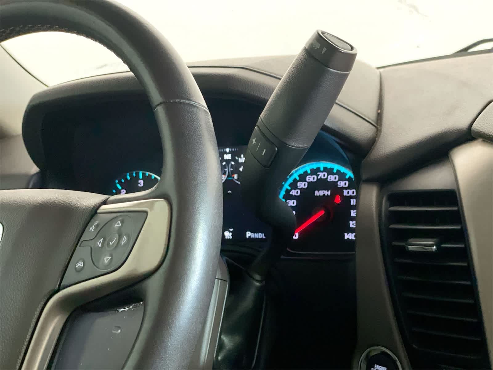 Thumbnail: 2019 GMC Yukon XL - 24