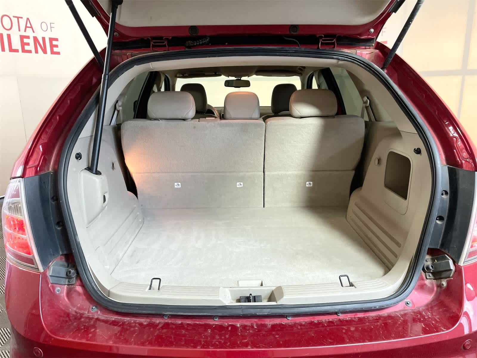 Thumbnail: 2010 Ford Edge - 5