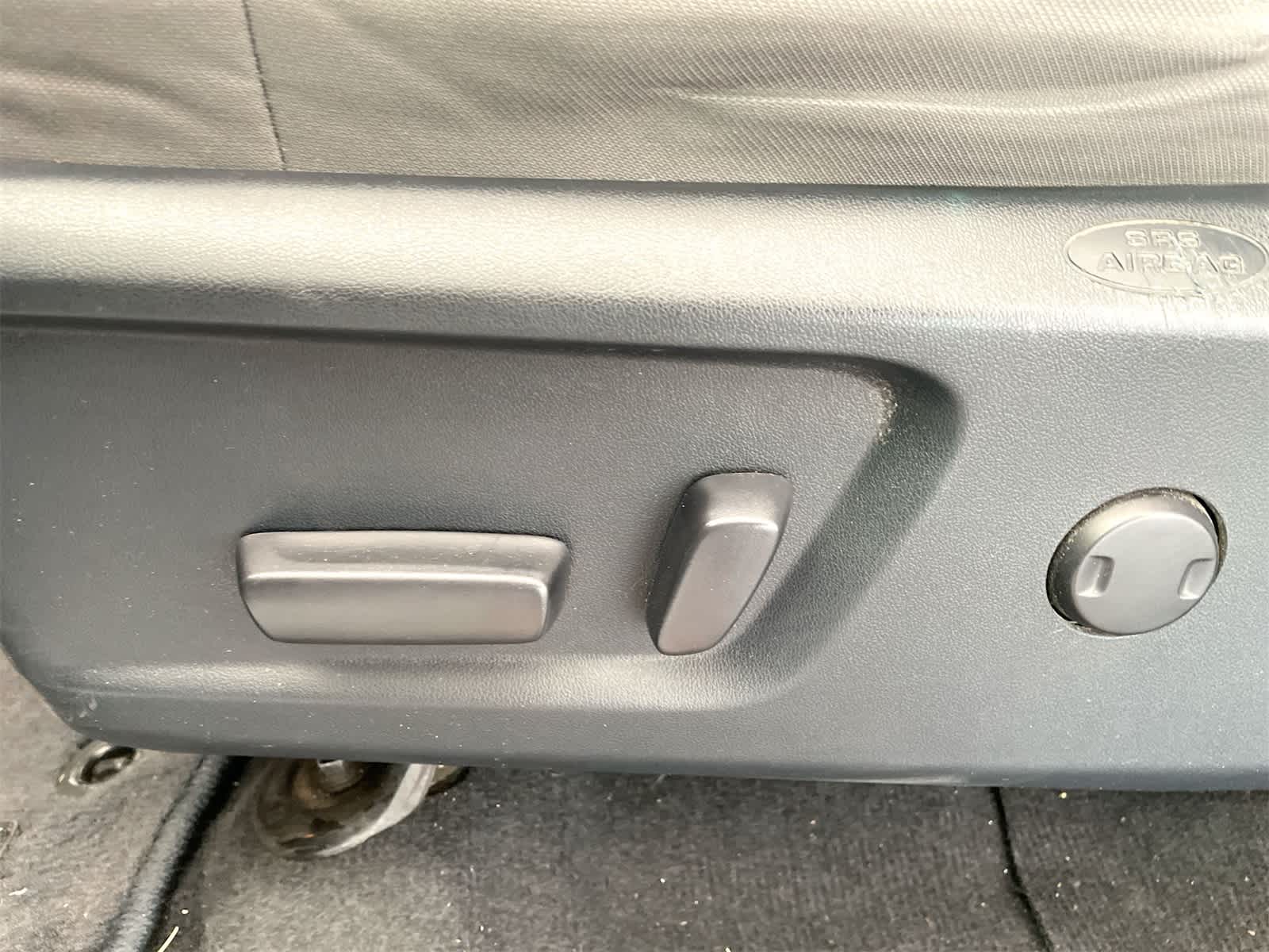 Thumbnail: 2015 Toyota Tundra - 11