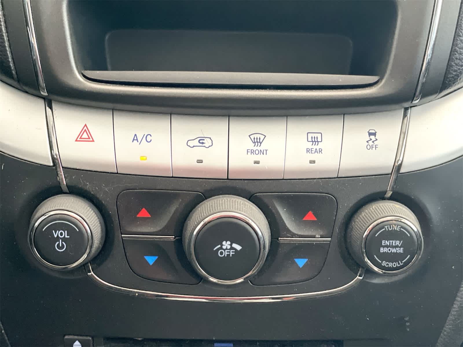 Thumbnail: 2020 Dodge Journey - 18