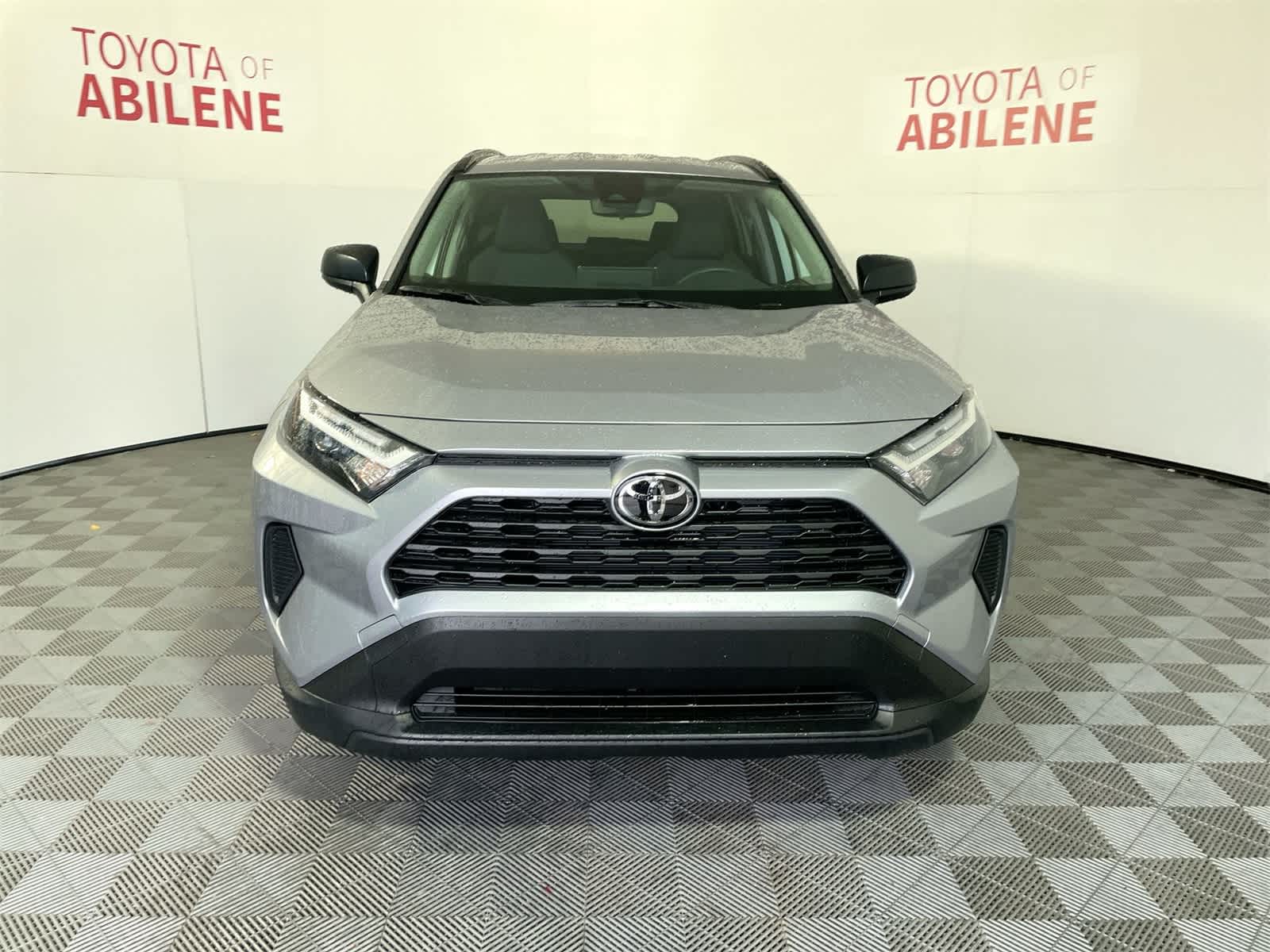 Thumbnail: 2025 Toyota RAV4 - 9