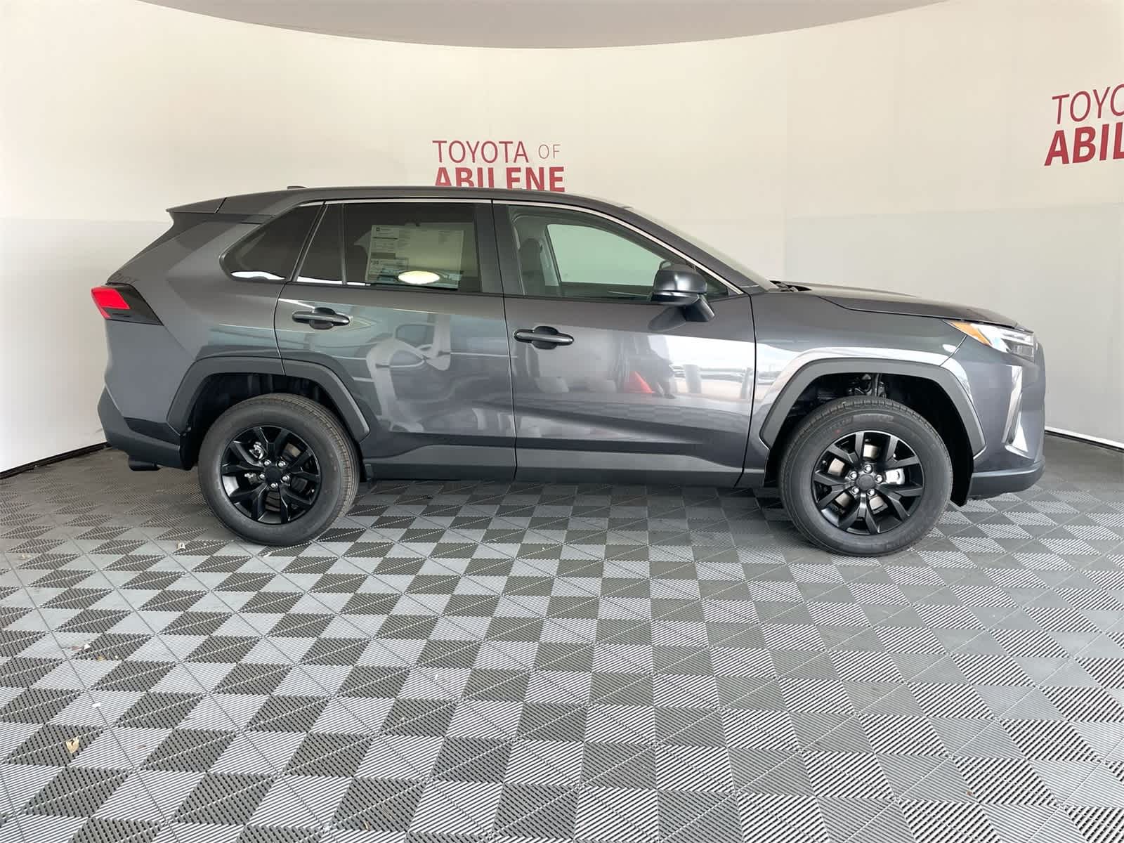 Thumbnail: 2025 Toyota RAV4 - 8