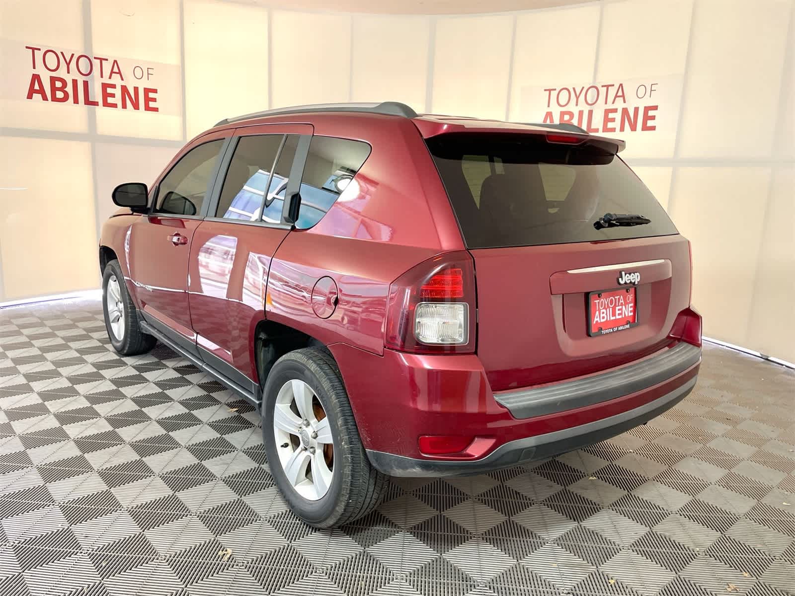 2015 Jeep Compass Sport 3
