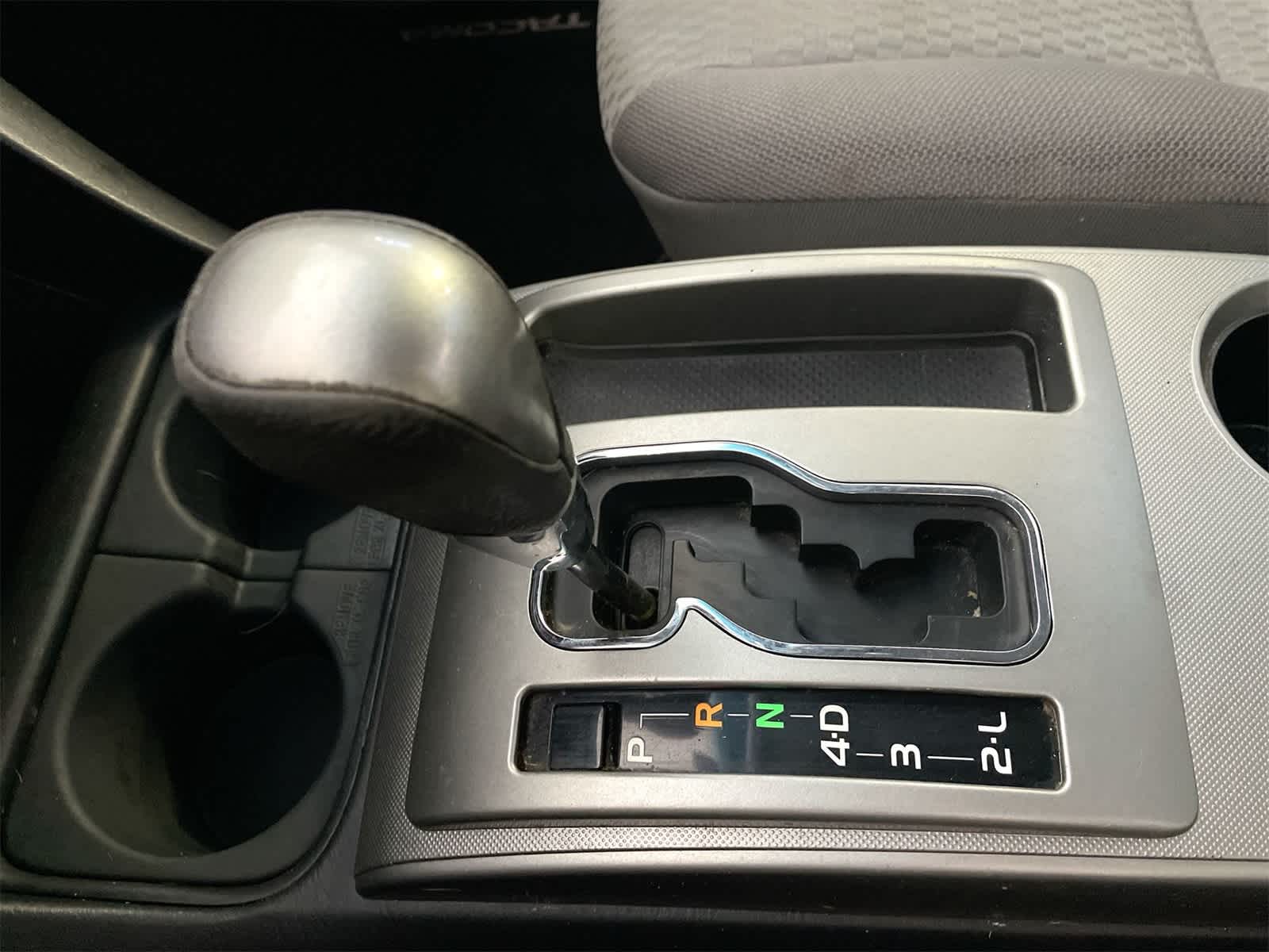 Thumbnail: 2015 Toyota Tacoma - 20