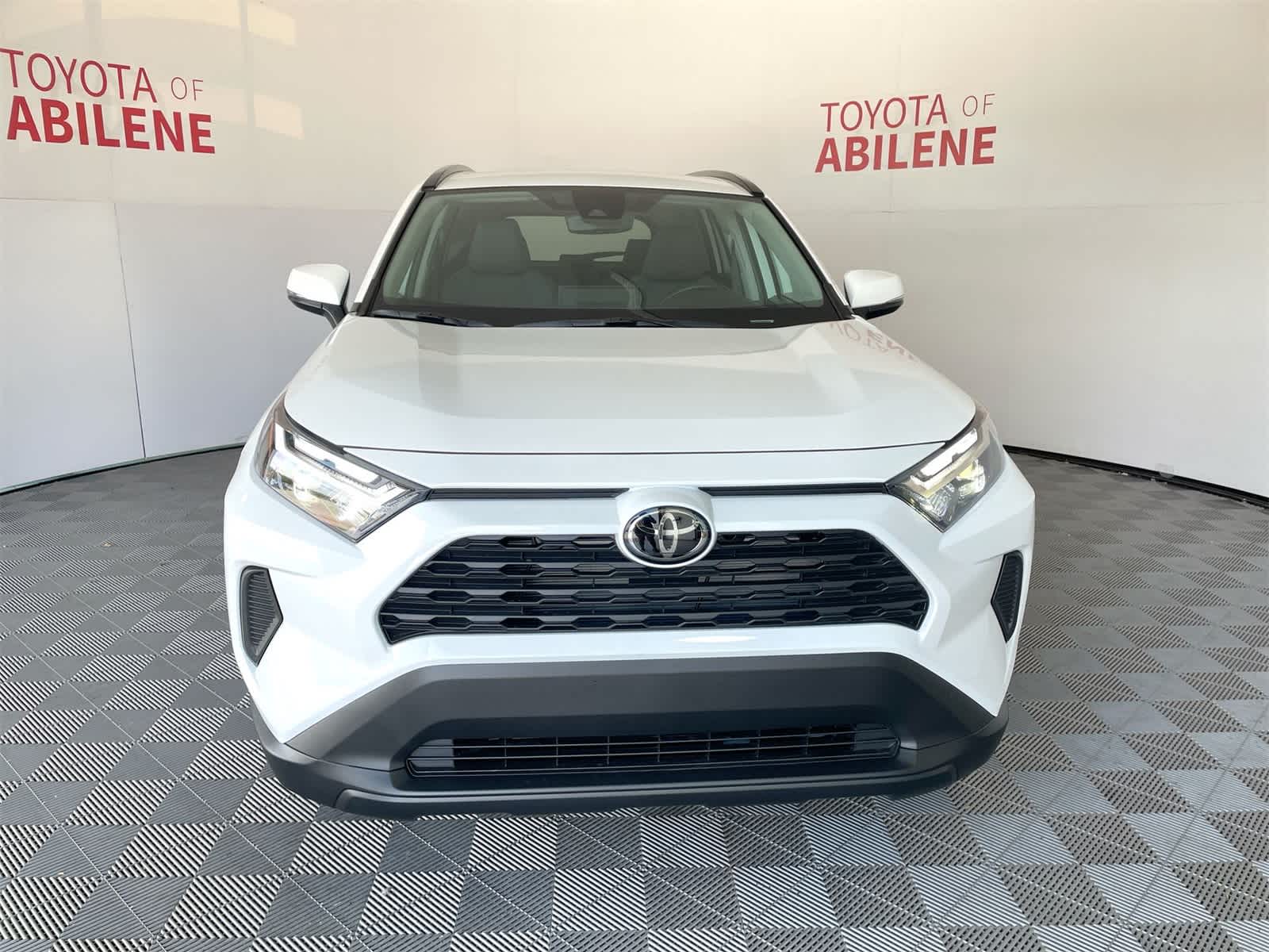 Thumbnail: 2025 Toyota RAV4 - 9