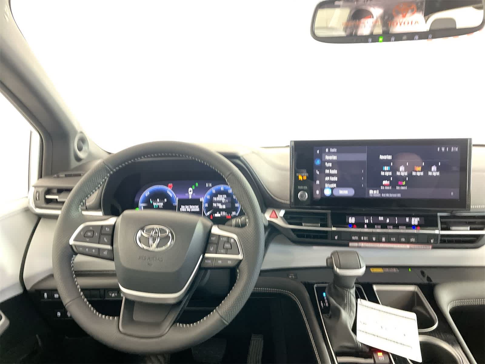 Thumbnail: 2026 Toyota Sienna - 17