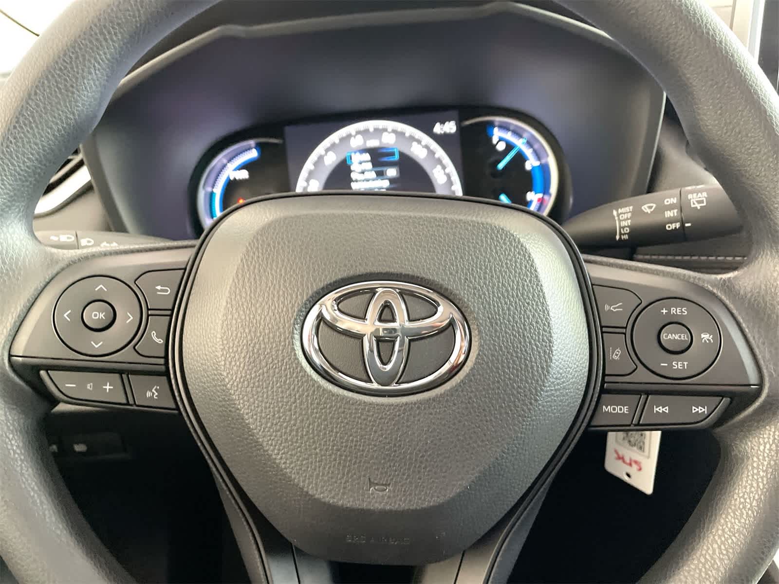Thumbnail: 2025 Toyota RAV4 - 17