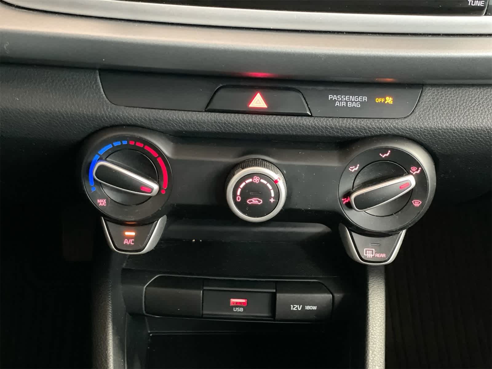 Thumbnail: 2023 Kia Rio - 20