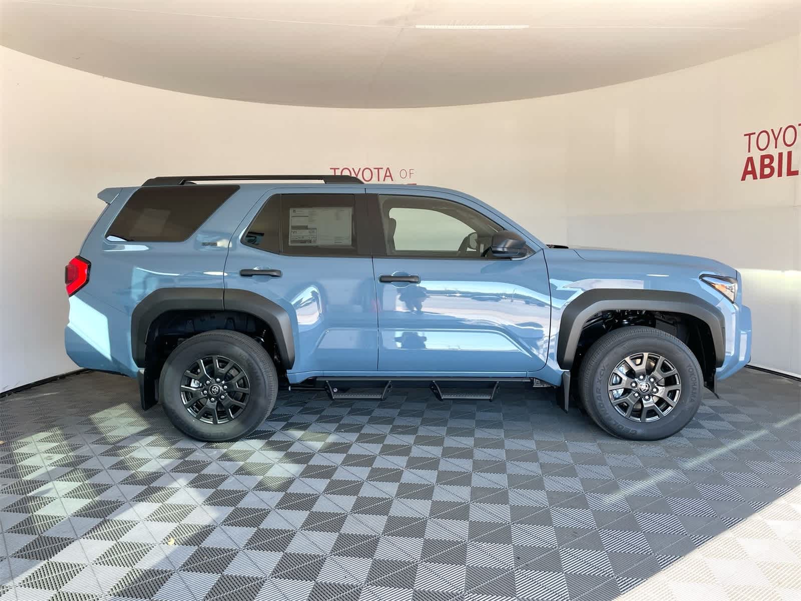 Thumbnail: 2025 Toyota 4Runner - 8