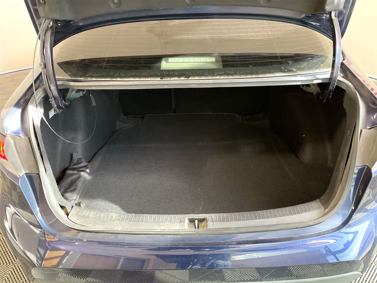 Thumbnail: 2021 Toyota Corolla - 3