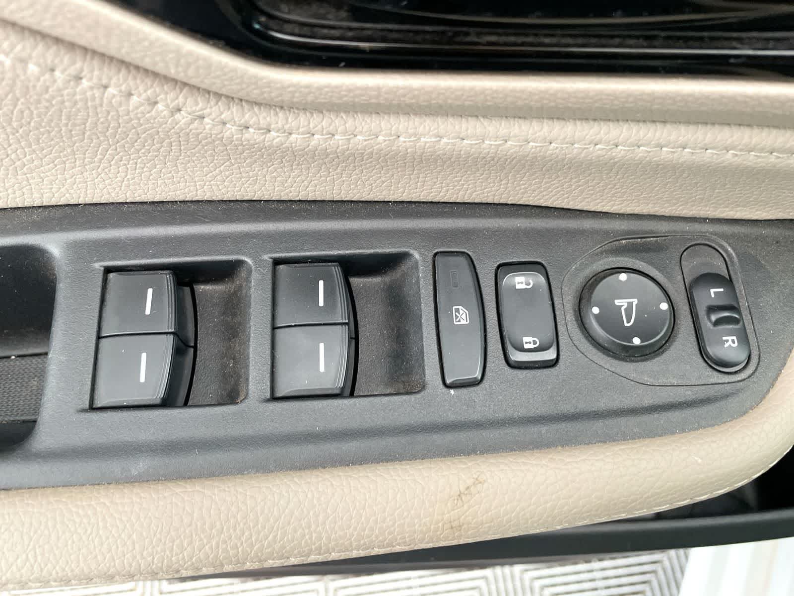 Thumbnail: 2022 Honda Odyssey - 12