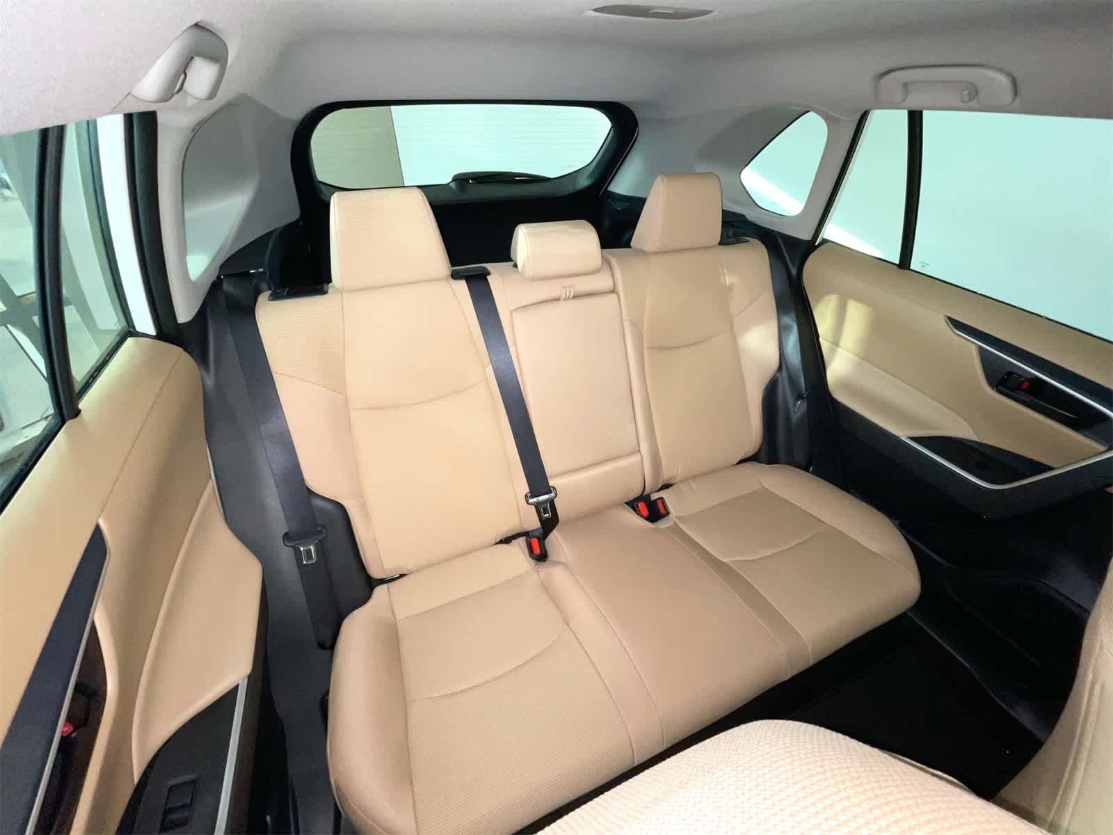 Thumbnail: 2025 Toyota RAV4 - 14