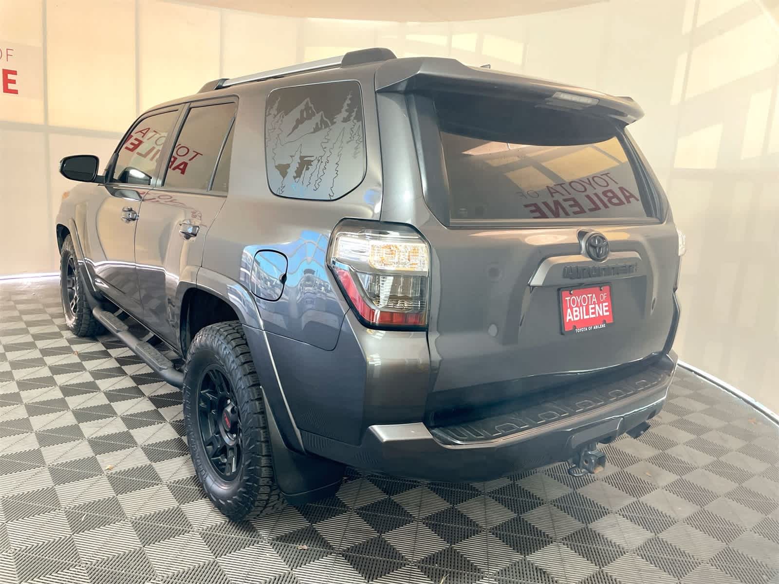 Thumbnail: 2022 Toyota 4Runner - 2