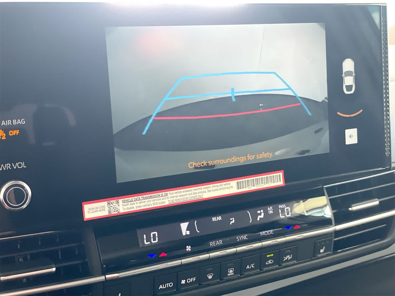 2025 Toyota Sienna XLE 22