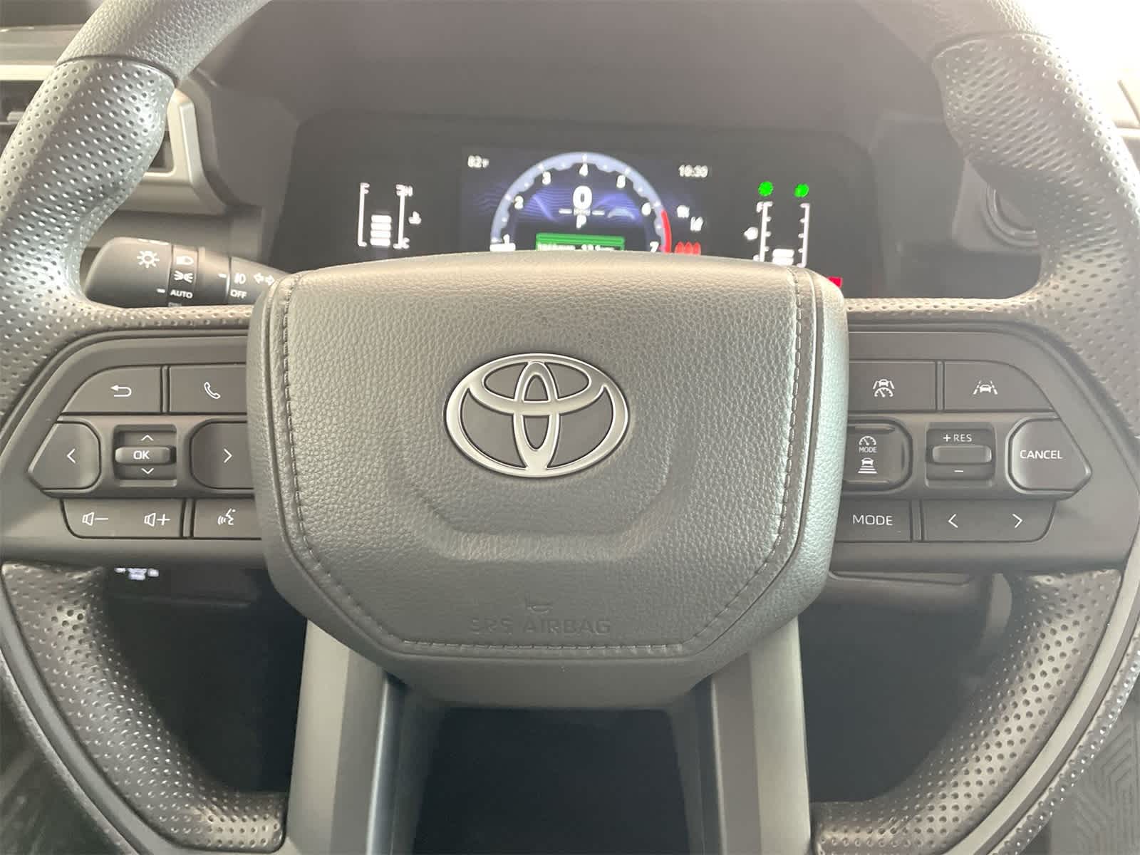 2025 Toyota Tacoma SR5 17
