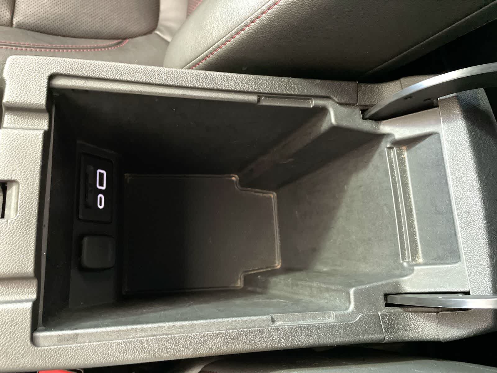 Thumbnail: 2019 Chevrolet Blazer - 24