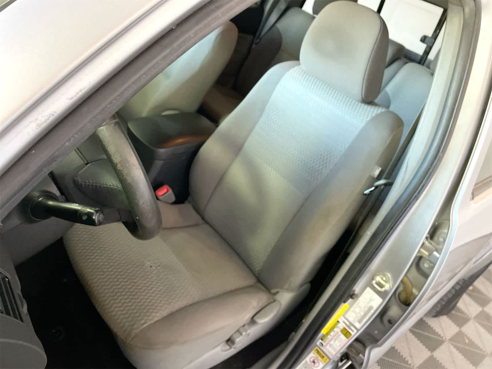 Thumbnail: 2015 Toyota Tacoma - 8