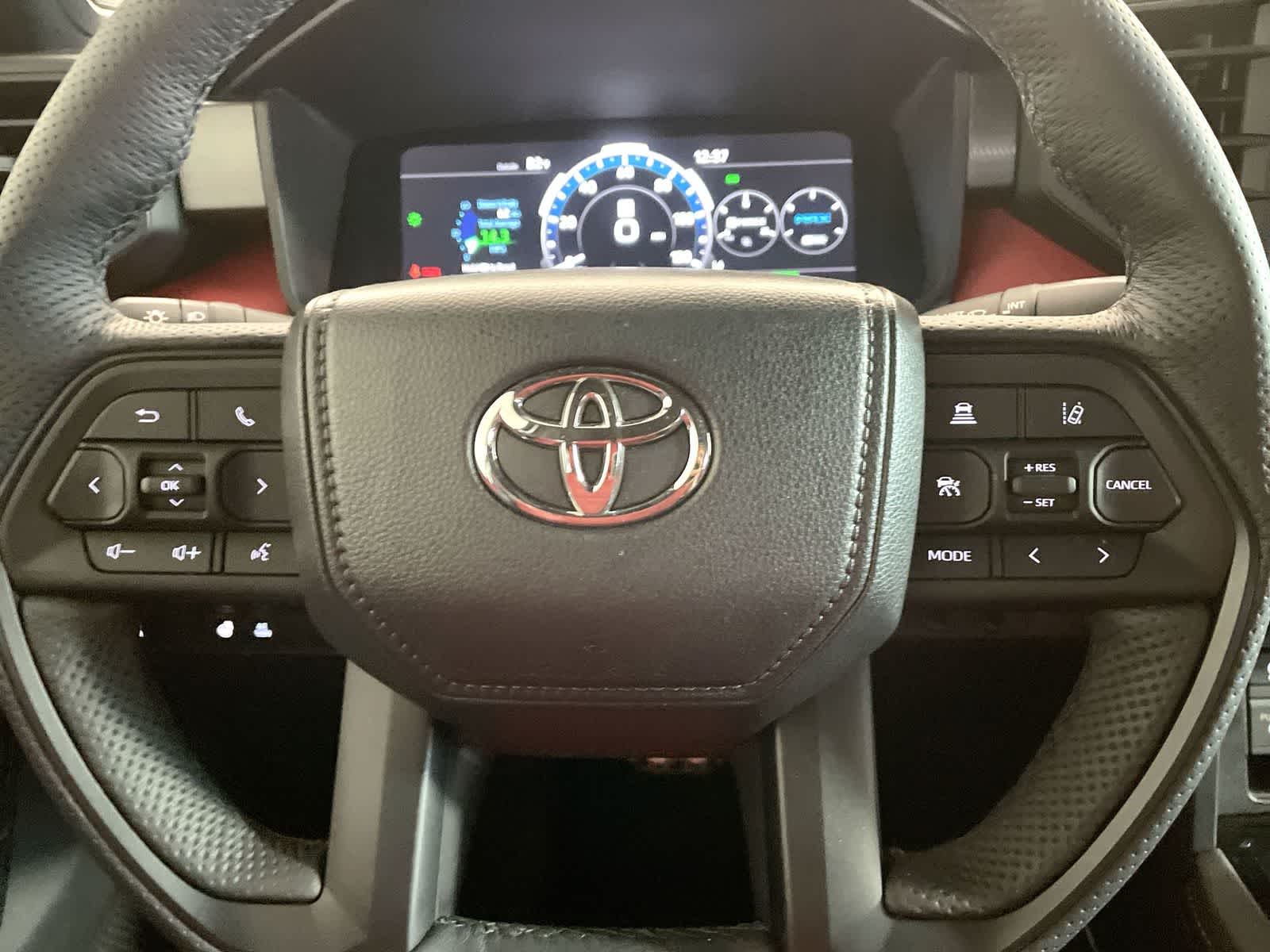 Thumbnail: 2025 Toyota Tundra - 18