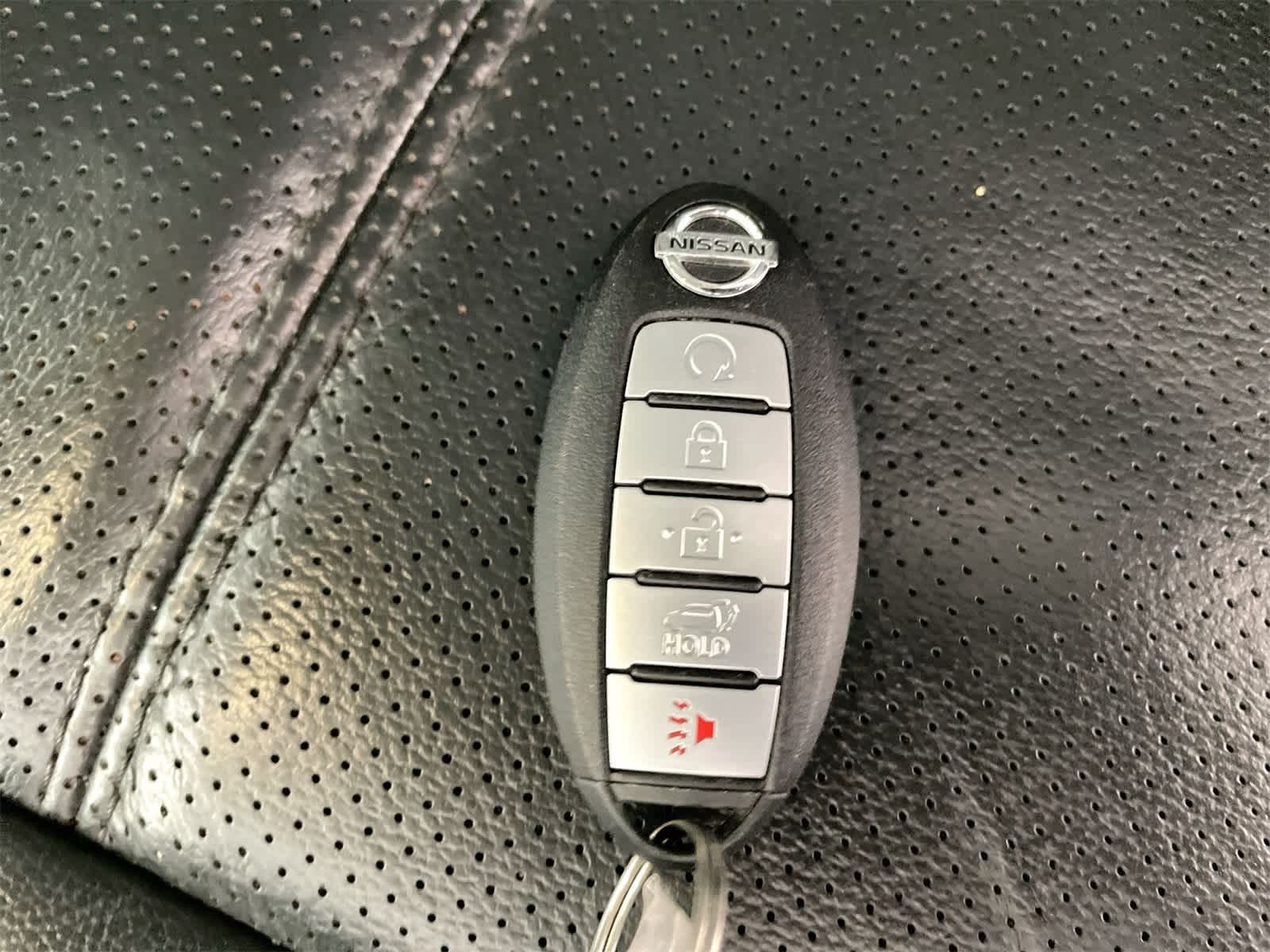 Thumbnail: 2018 Nissan Pathfinder - 29