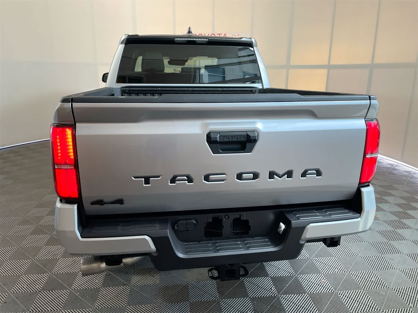 Thumbnail: 2025 Toyota Tacoma - 4