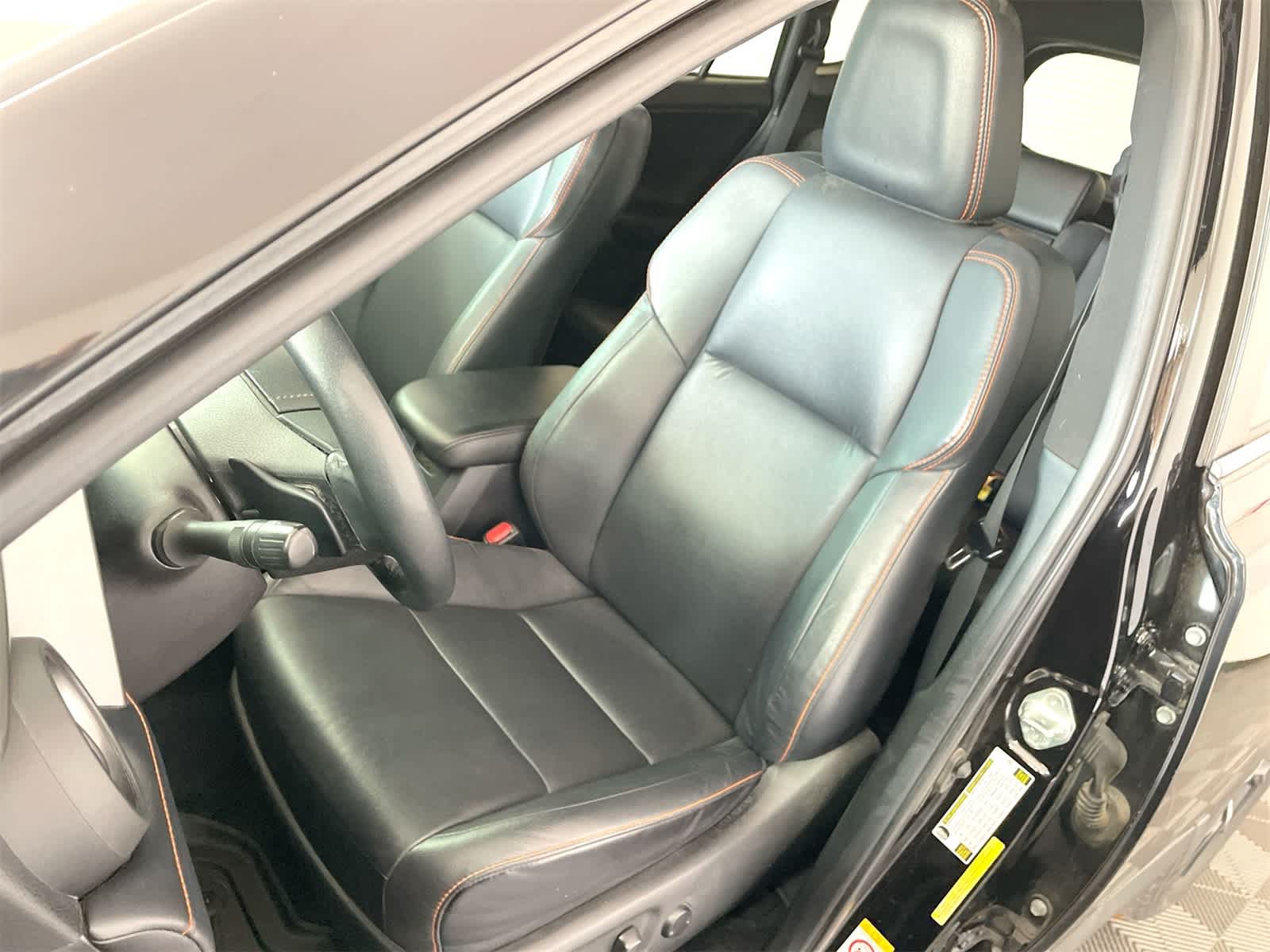 Thumbnail: 2018 Toyota RAV4 - 9